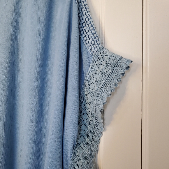 Orange Village Butterfly Lace Poncho – One Size – Denim Blue - Picture 3 of 9